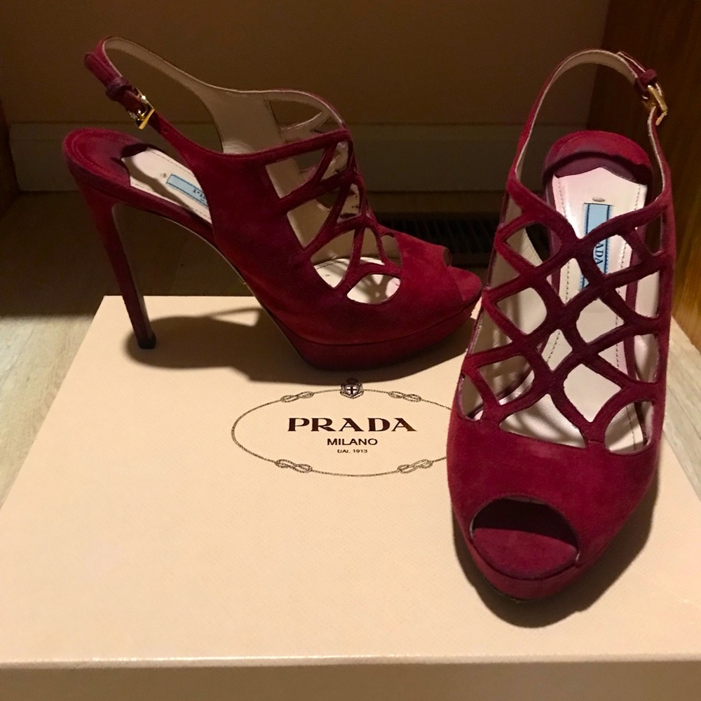 PRADA Gorges Red Suede Open Toe Shoes